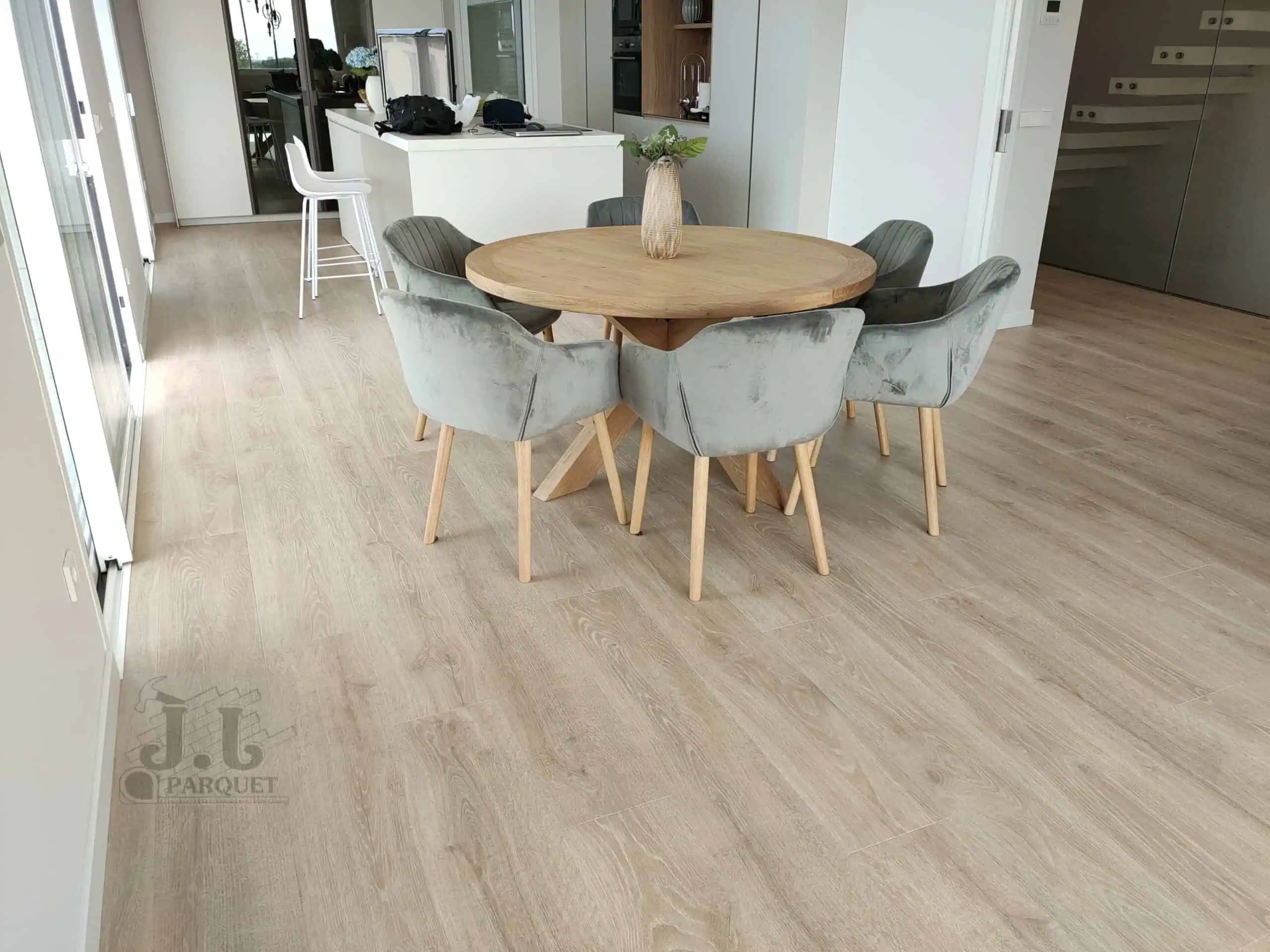 Photo 1652518031835 min