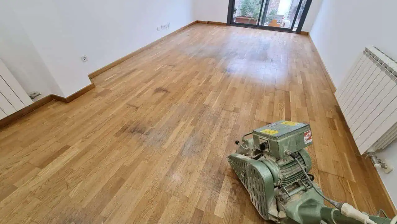 Parquet mlticapara en mal estado 1