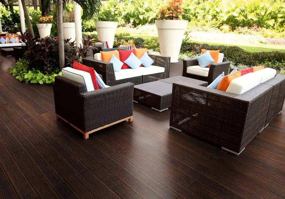 7. Exterior de bambu modelo Espresso 1.850x140x20 mm. Ref. D20BES140.185