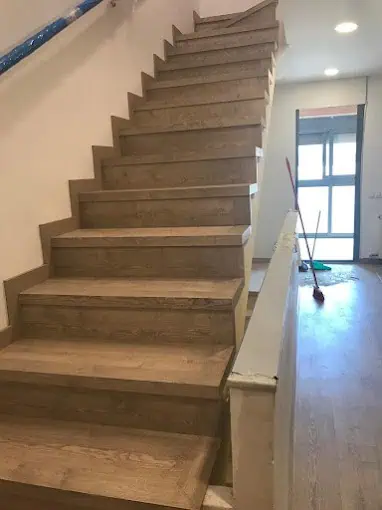 8095A179 59ED 4731 8442 1A7D9168F447