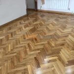 Tablilla encolada en espiga