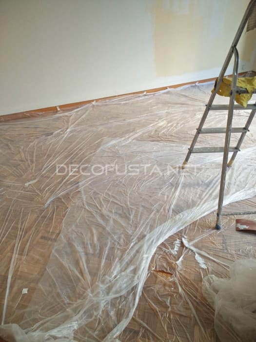 NO poner plasticos para tapar el parquet