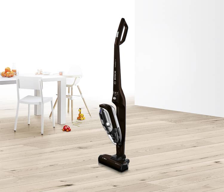 Aspirador inalámbrico para suelos de parquet y madera. Ideal para limpieza eficiente y sin esfuerzo.