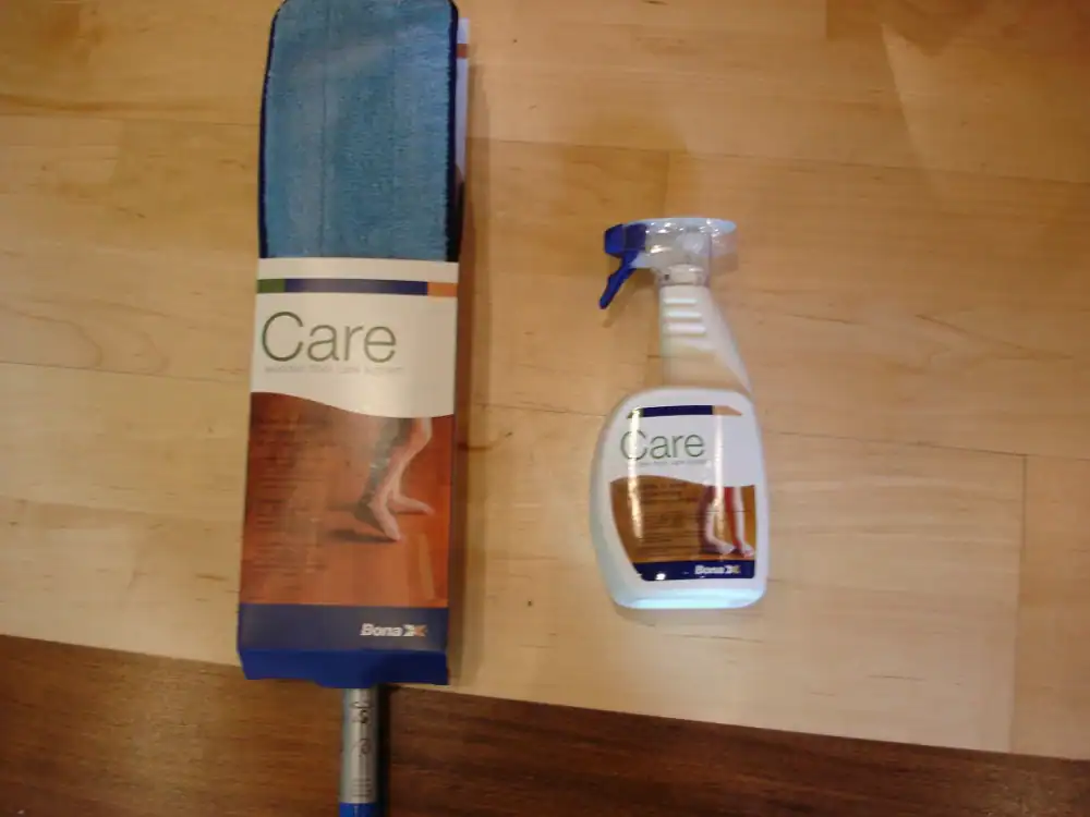 cómo limpiar un parquet barnizado